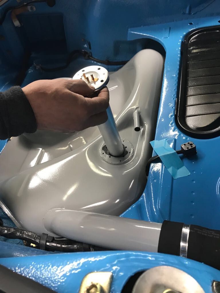 Tankeinfüllstutzen Montage